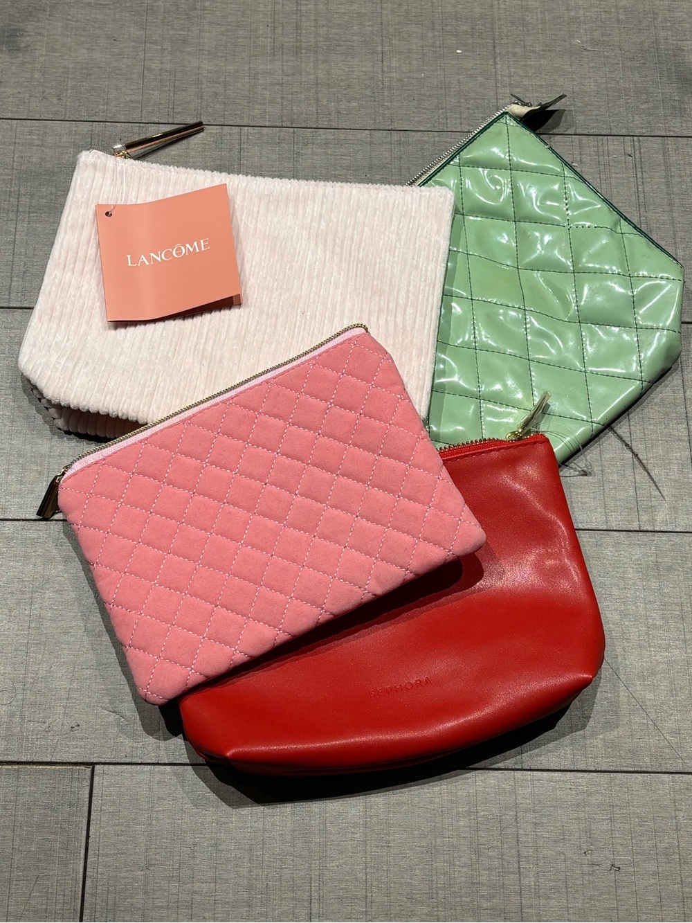 ❤️🔥4 Pieces❤️🔥1 NWOT Sephora, 1 NWT Lancome, 1 1950s Vintage, 1 Plush Pink